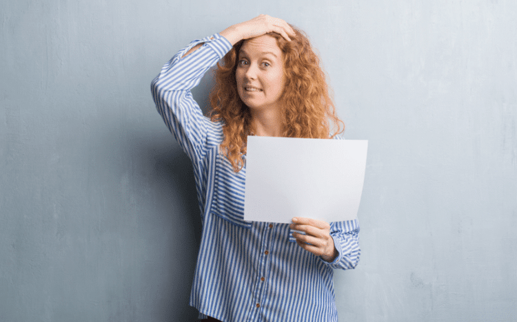 Woman Confused About Additional Charges in a Monthly Accounting Proposal